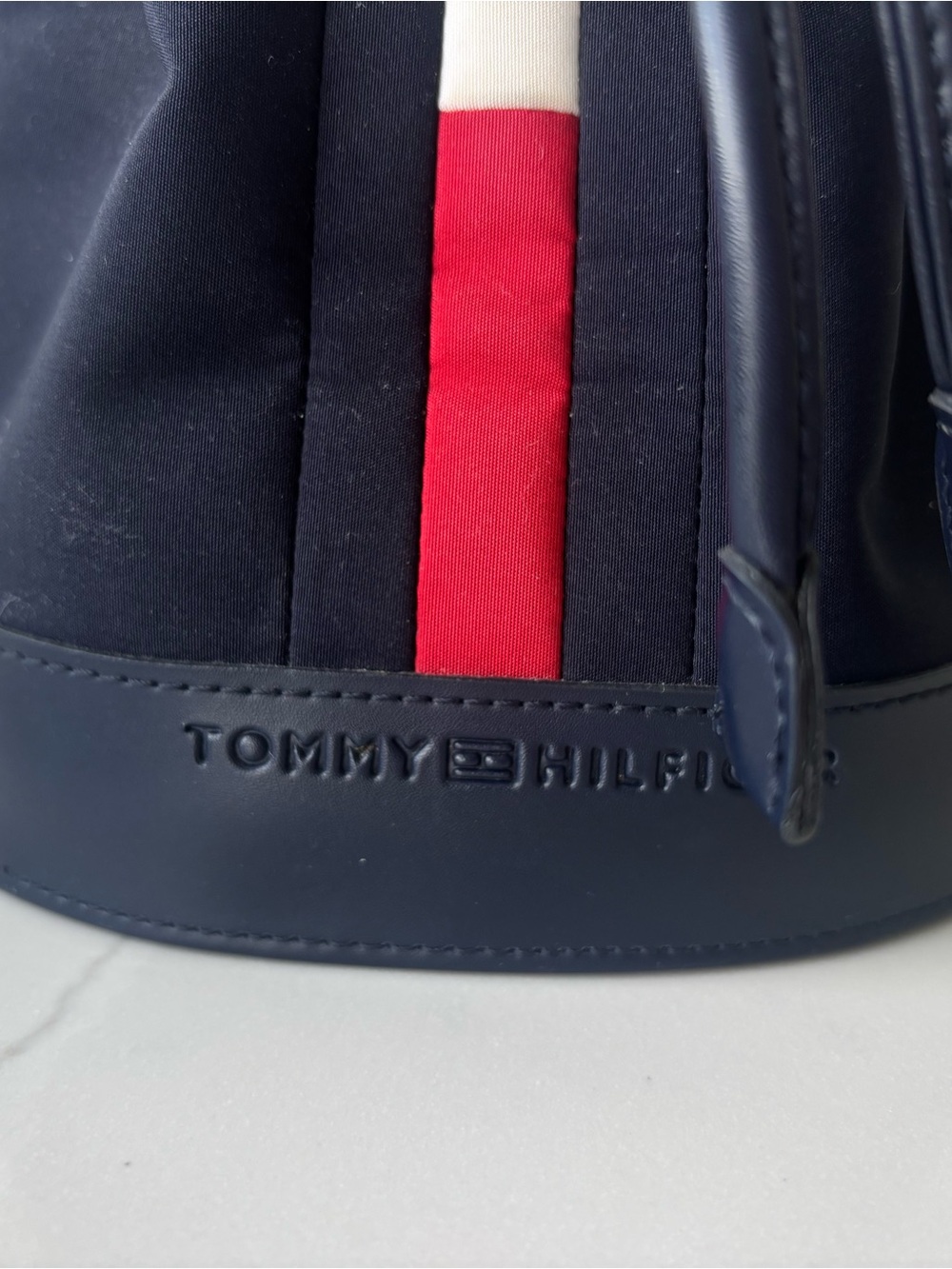 Tommy Hilfiger Vintage Navy Drawstring Bucket Bag Navy Blue Red & White Stripe - Picture 8 of 9